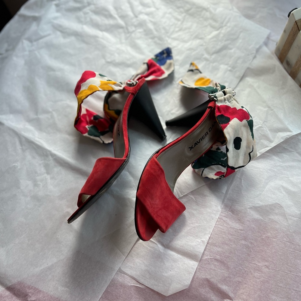 VTG 80s Xavier Denaud red suede heels scarf strap sz 8 Paris Made in Spain - Picture 12 of 14